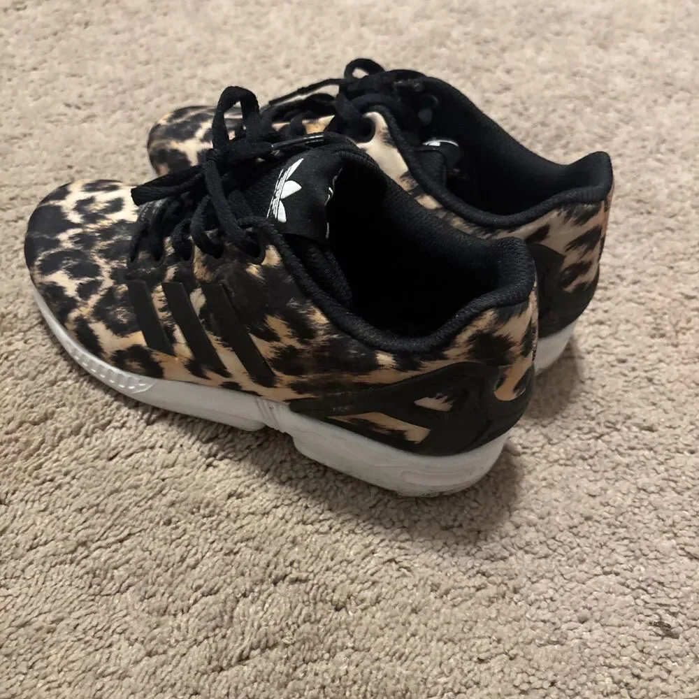 Womans Adidas Black Tan Torsion ZX Flux Cheetah Size 4 1/2 Sneakers Black Lace